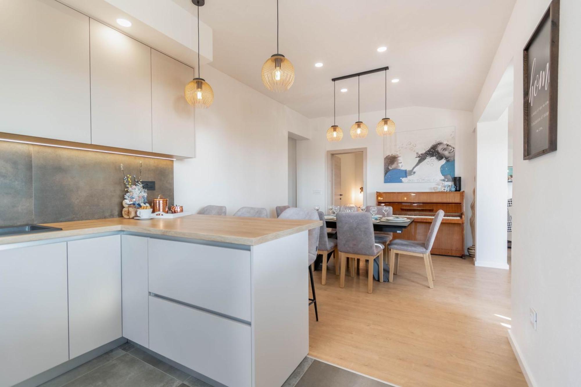 L&l Apartment Makarska